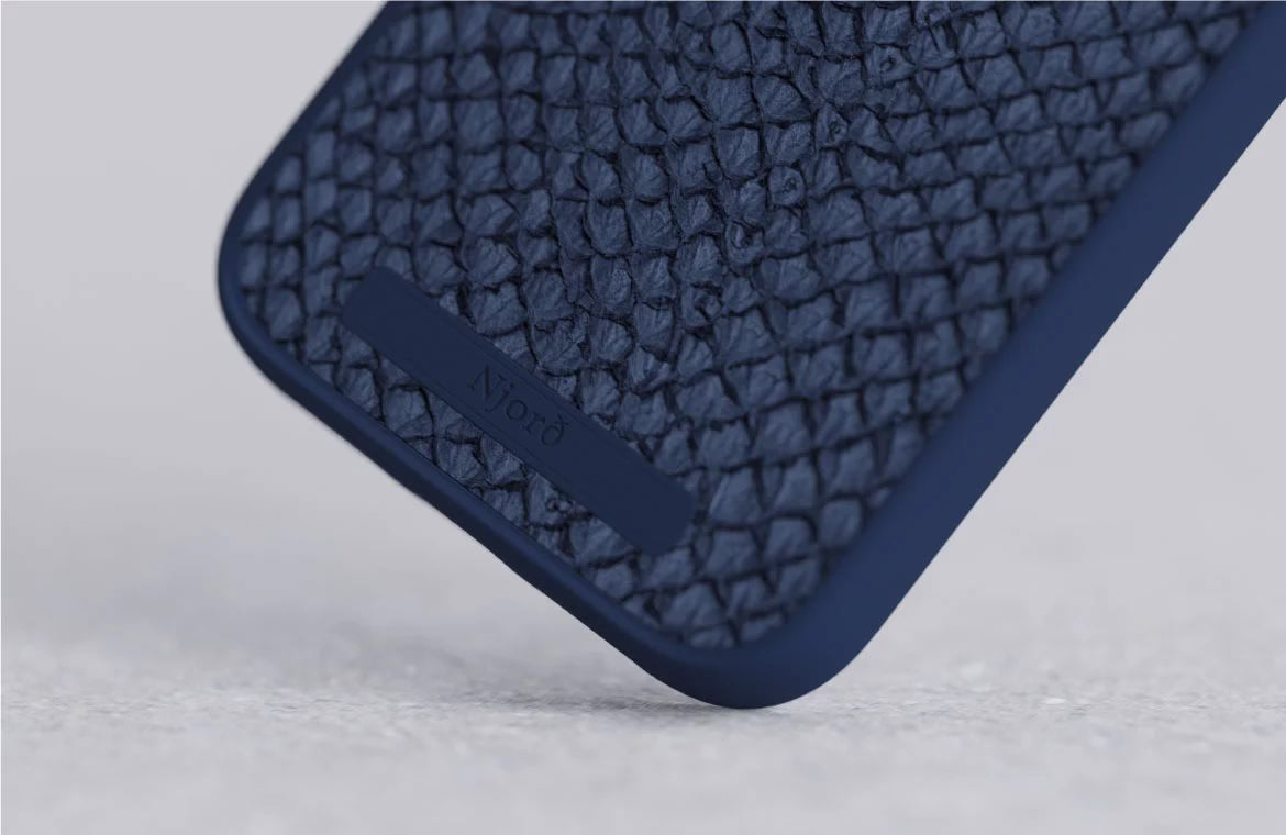 Чохол-накладка Njord Salmon Leather MagSafe Case Blue для iPhone 15 Plus - 2